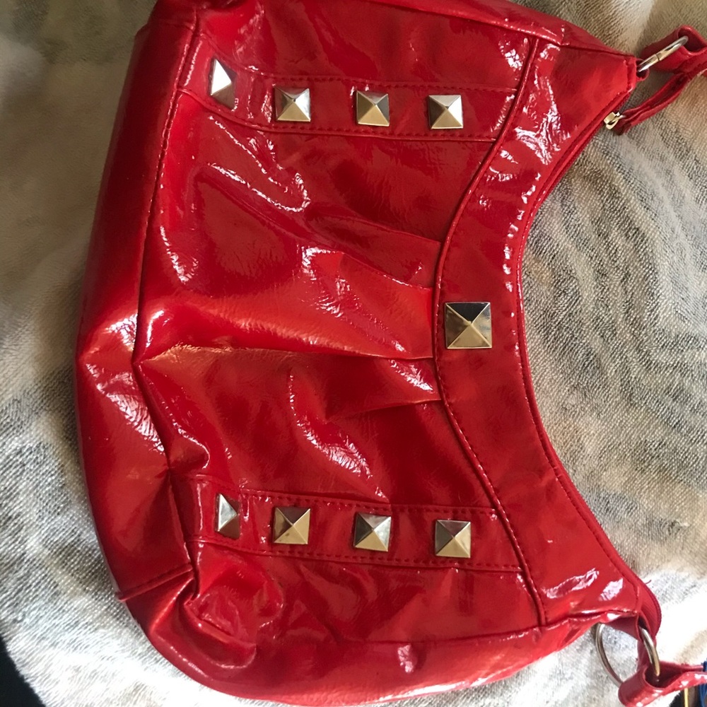 Red should strap bag